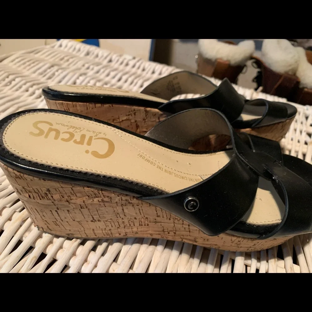 Shoes - Picture 3 of 3